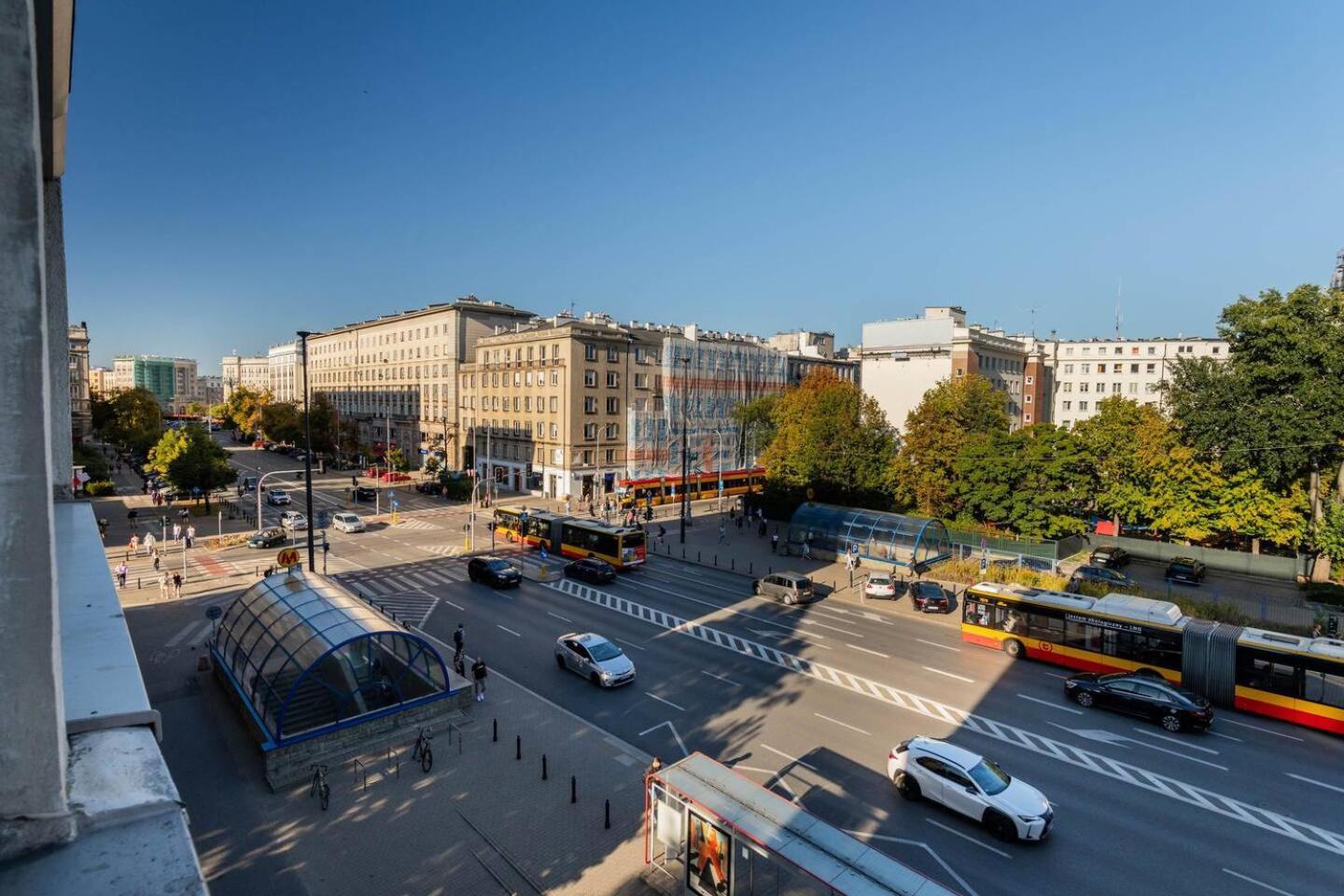 Sunbeam Studio City Centre Metro Politechnika Varşovia Exterior foto